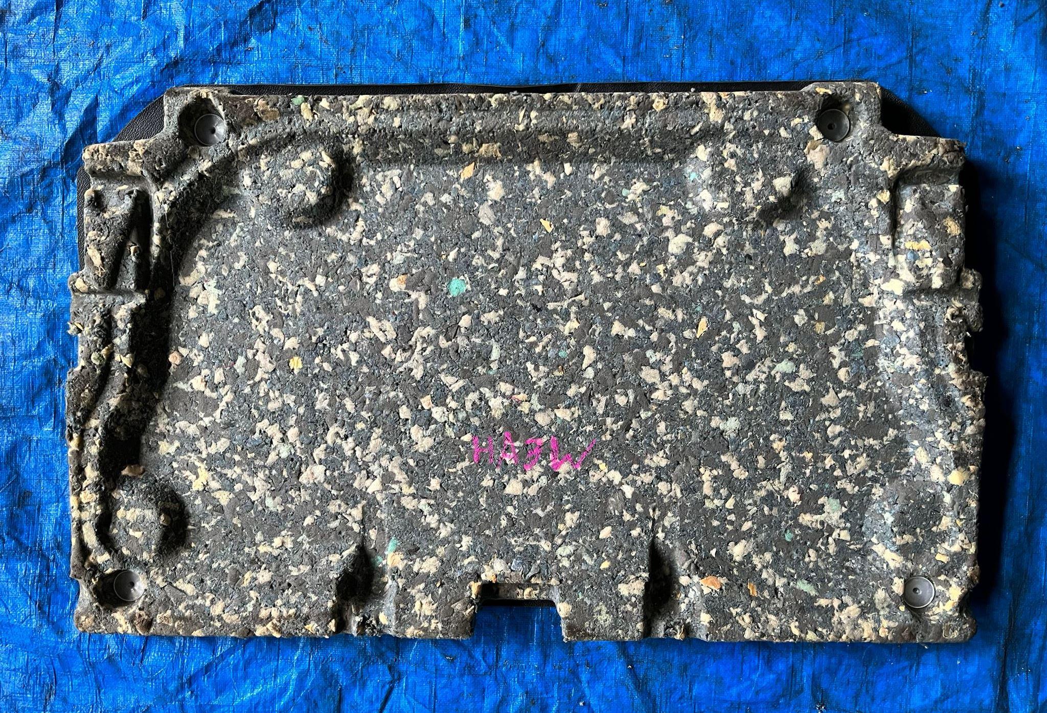 Обшивка багажника задняя MITSUBISHI I-MIEV HA3W 7270A007XB 2 ракурс