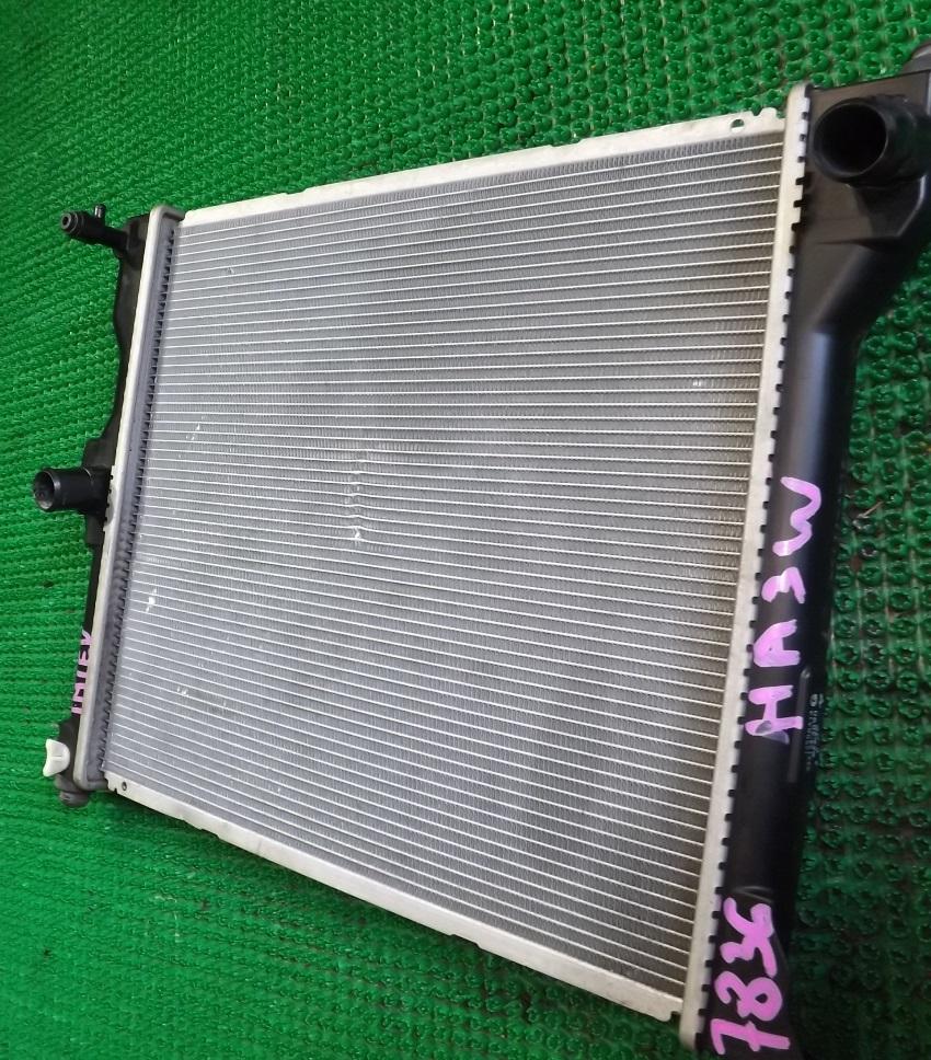 Радиатор MITSUBISHI I-MIEV HA3W Y4F1 1350A414 2 ракурс