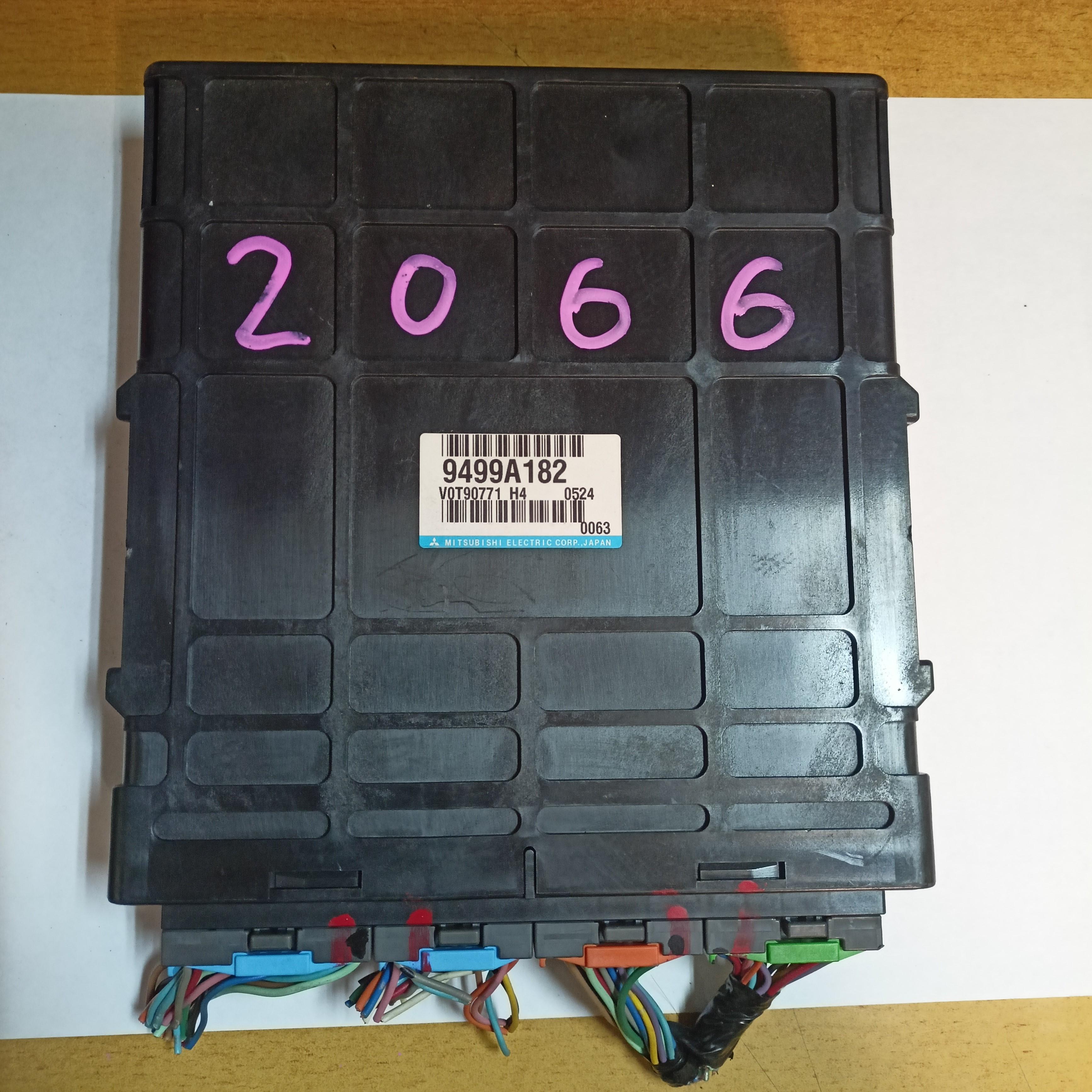 Блок efi MITSUBISHI I-MIEV HA3W 9499A182 1 ракурс