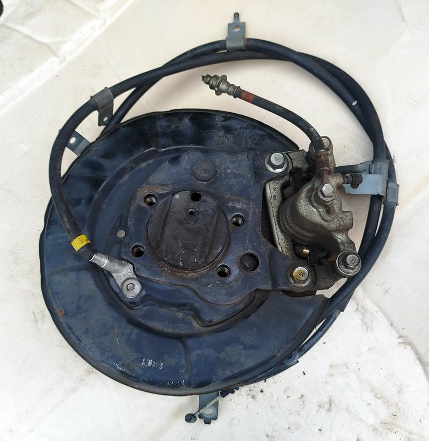 Ступица правая задняя NISSAN SERENA FC26 43202-JG00A 3 ракурс