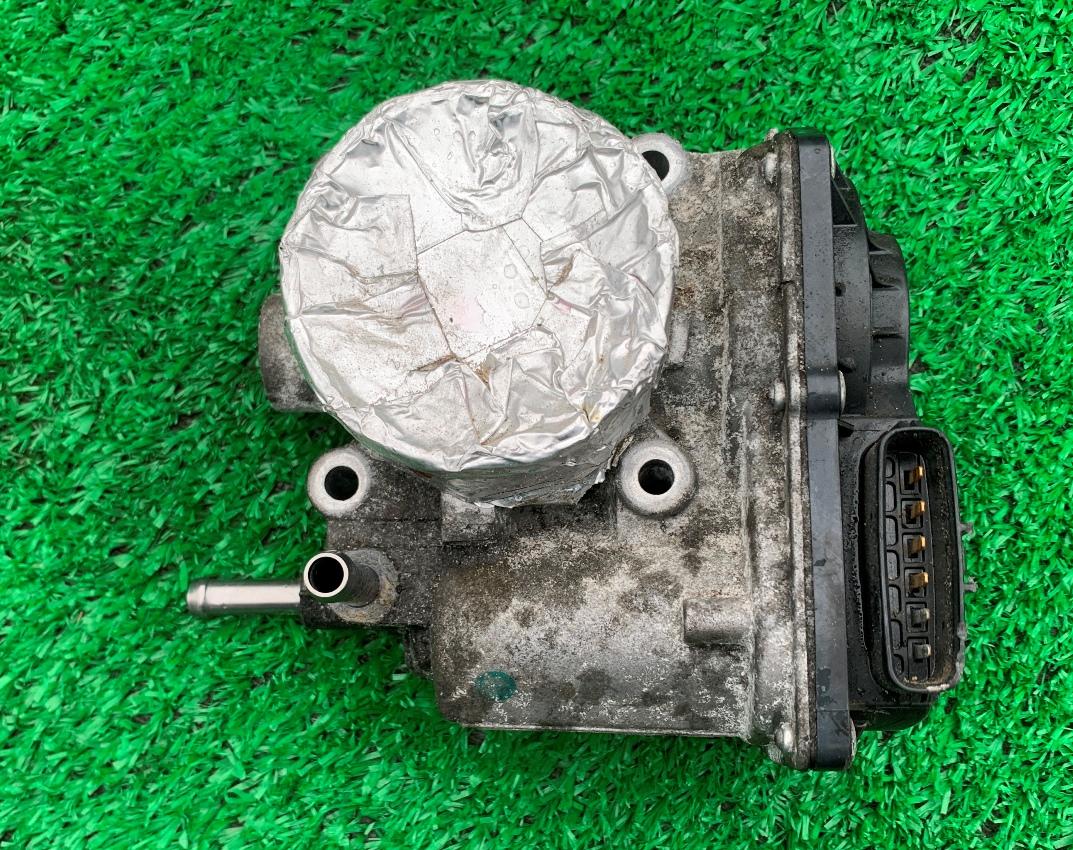 Заслонка дроссельная  TOYOTA PRIUS ZVW50 2ZR-FXE ,22030-37060 1 ракурс