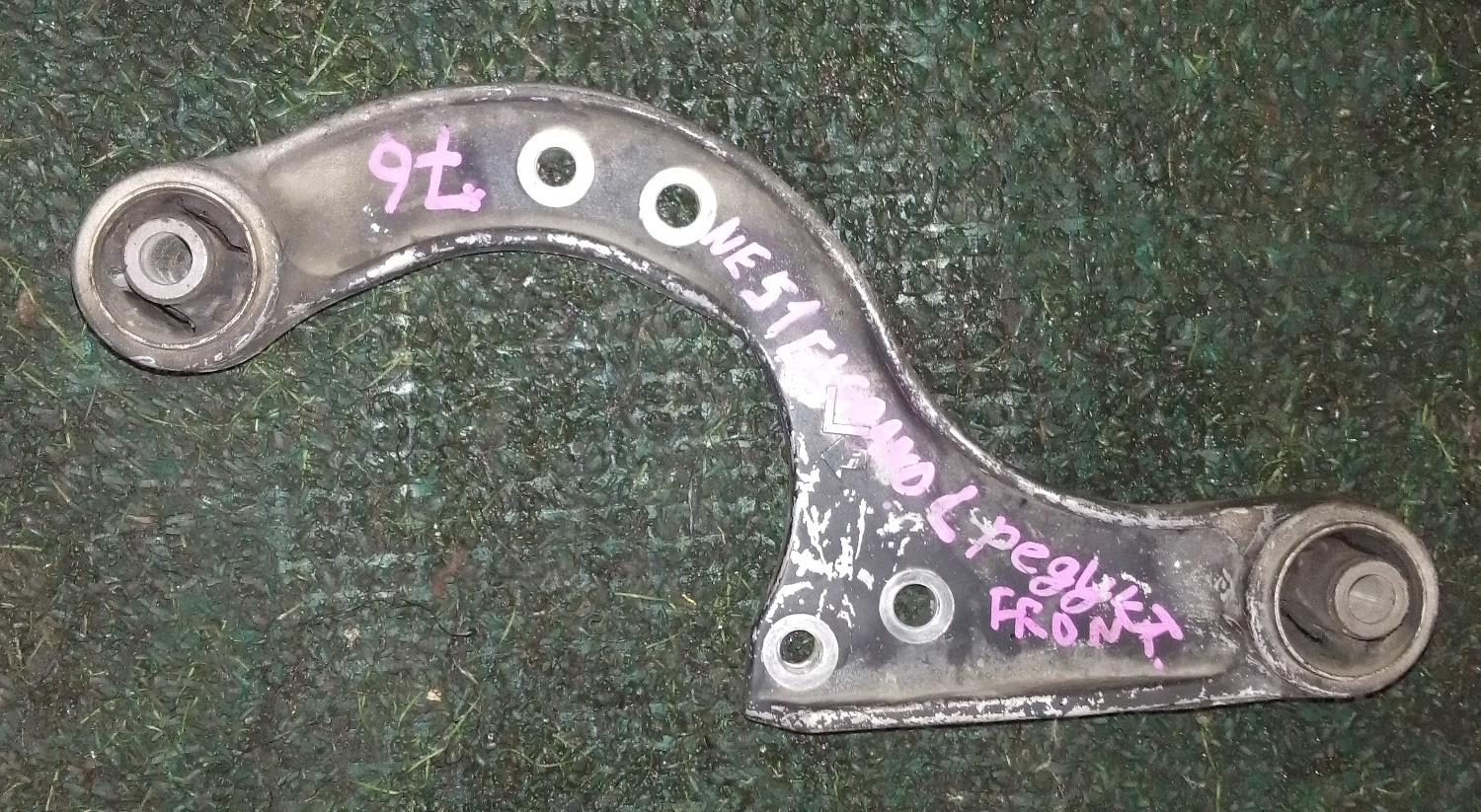 Подушка редуктора левая передняя NISSAN ELGRAND NE51 VQ35DE 54731-WL000 1 ракурс