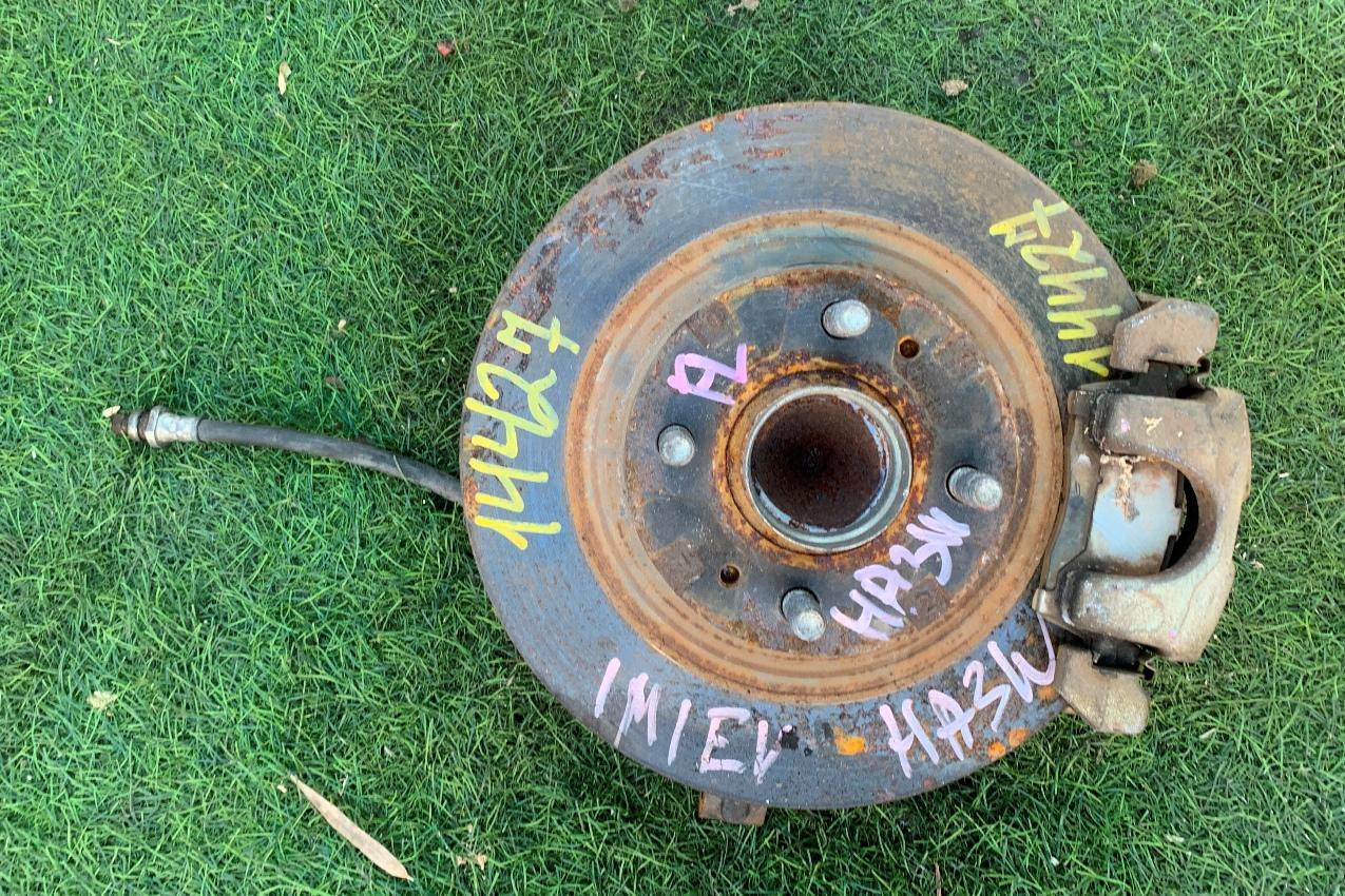 Ступица левая передняя MITSUBISHI I-MIEV HA3W 1 ракурс Ступица левая передняя MITSUBISHI I-MIEV HA3W 1 ракурс