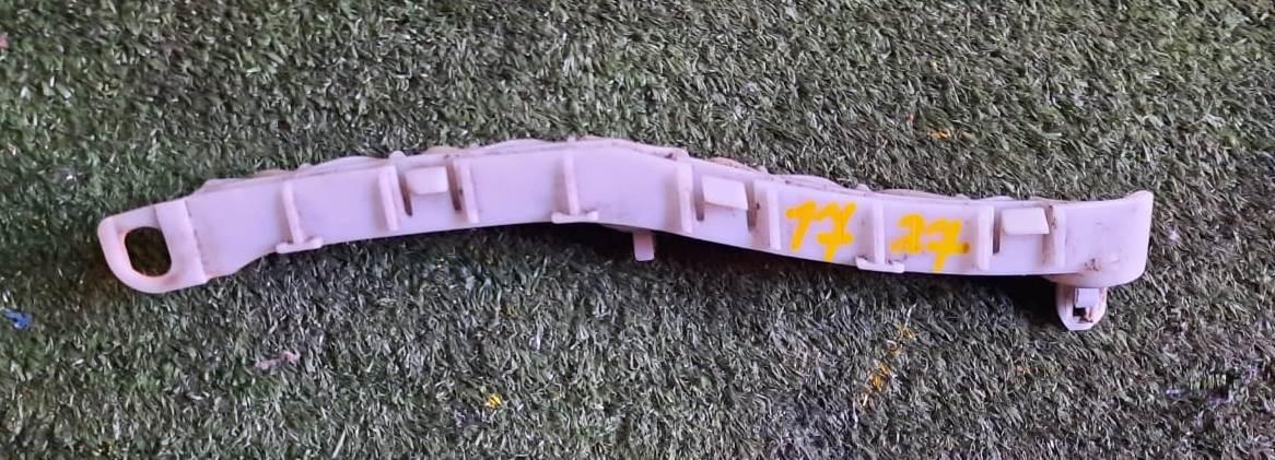 Крепление бампера правое заднее MITSUBISHI I-MIEV HA3W 6410A132 2 ракурс