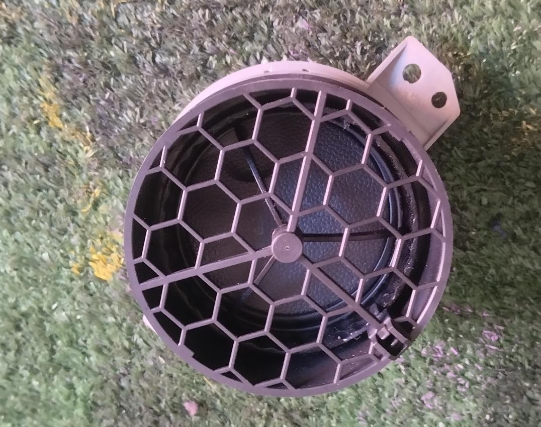 Дуйки левые передние MITSUBISHI I-MIEV HA3W 8030A132 2 ракурс