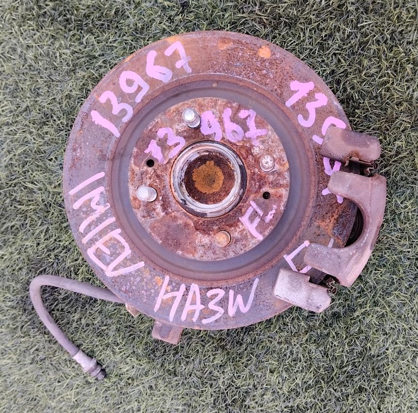 Ступица левая передняя MITSUBISHI I-MIEV HA3W 3870A063 1 ракурс Ступица левая передняя MITSUBISHI I-MIEV HA3W 3870A063 1 ракурс