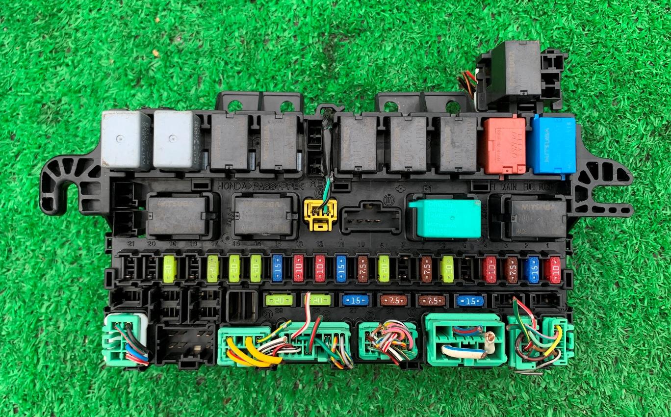 Блок предохранителей для HONDA AIRWAVE GJ1 L15A 1 ракурс