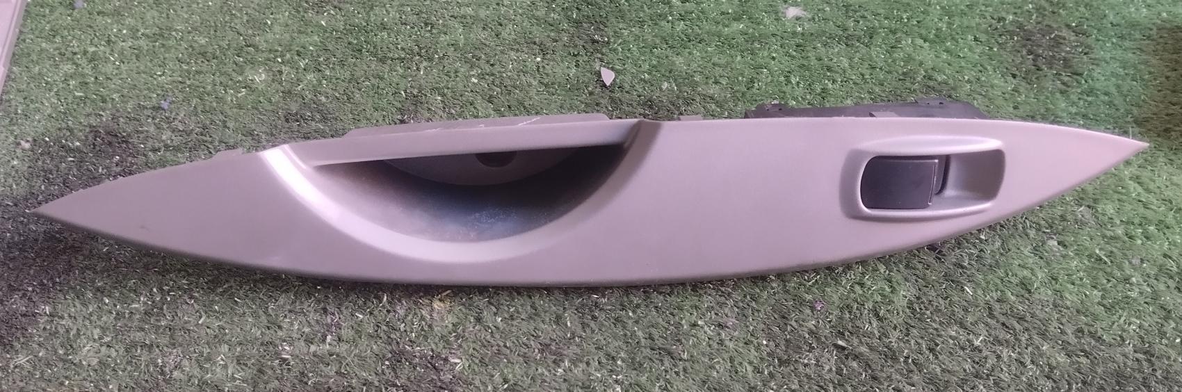 Блок упр. стеклоподьемниками левый задний MITSUBISHI I-MIEV HA3W 1 ракурс