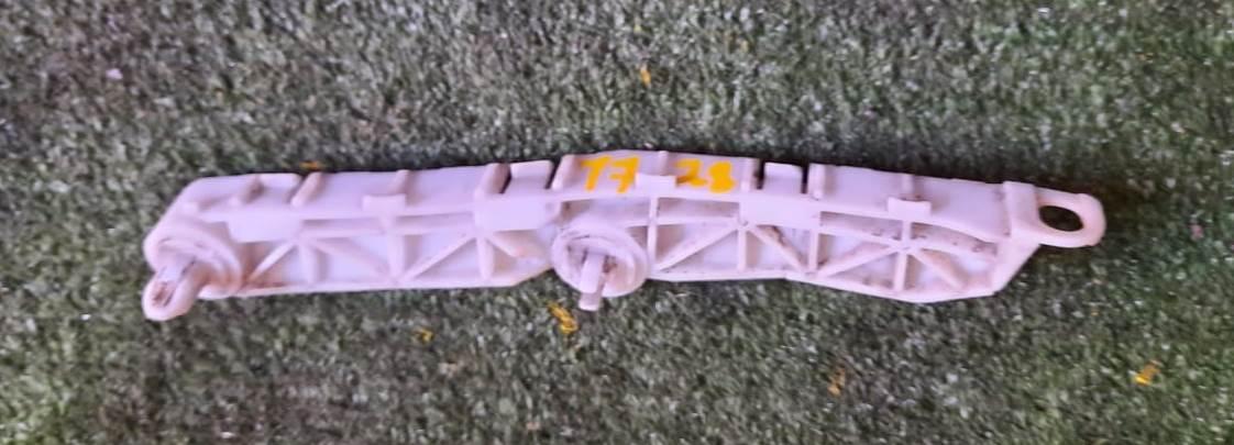 Крепление бампера левое заднее MITSUBISHI I-MIEV HA3W 6410A131 2 ракурс