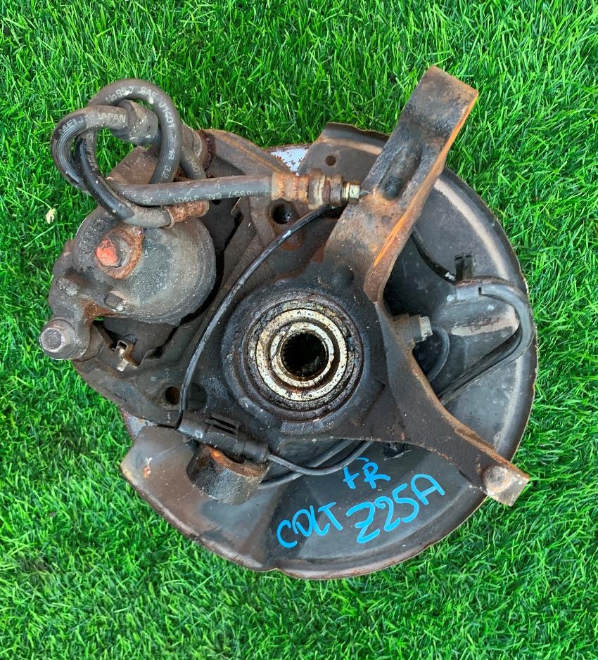 Ступица правая передняя MITSUBISHI COLT Z25A MR594078 4 ракурс