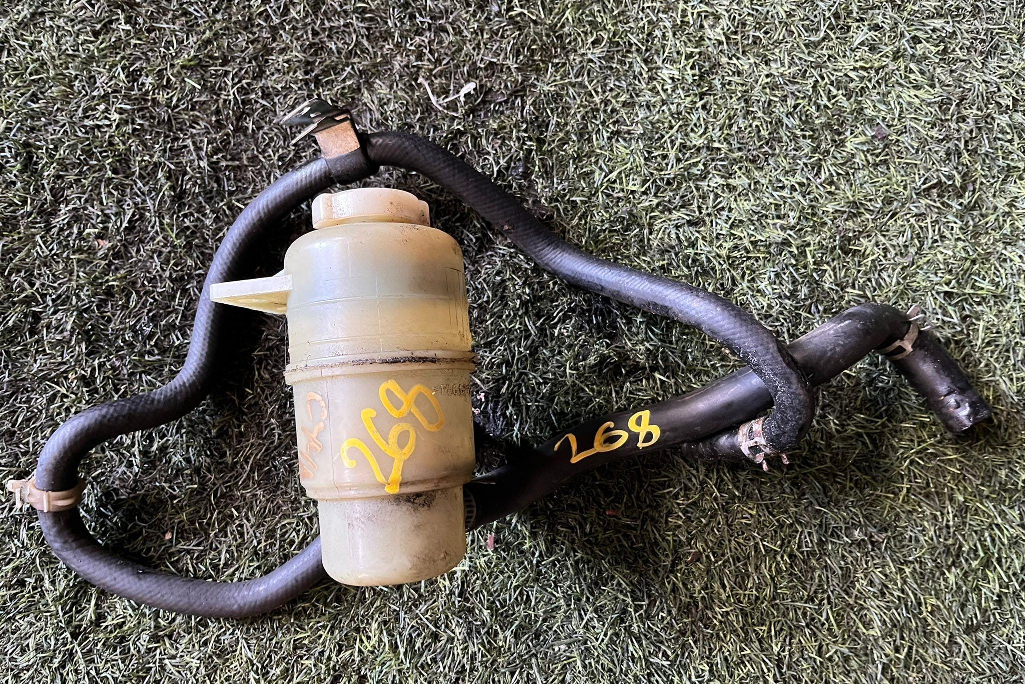 Бачок гидроусилителя MITSUBISHI GALANT FORTIS CY4A 4B11 MN101937 1 ракурс