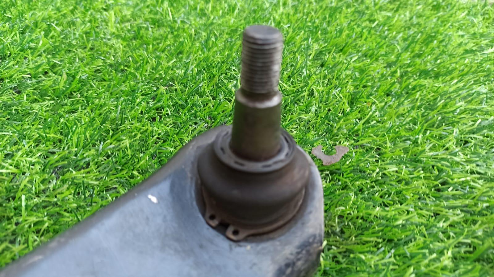 Рычаг правый передний NISSAN DAYZ B21W 3 ракурс