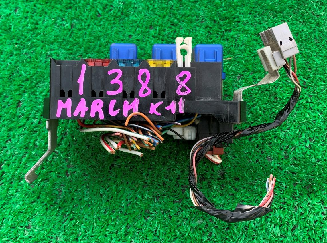 Блок предохранителей для NISSAN MARCH K11 CG10 2 ракурс Блок предохранителей для NISSAN MARCH K11 CG10 2 ракурс