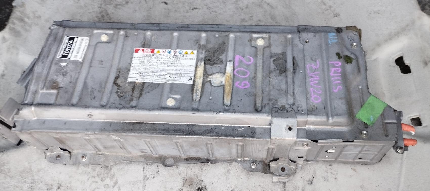 Батарея гибридной установки  TOYOTA PRIUS NHW20 1NZ-FXE ,G9280-47110 1 ракурс