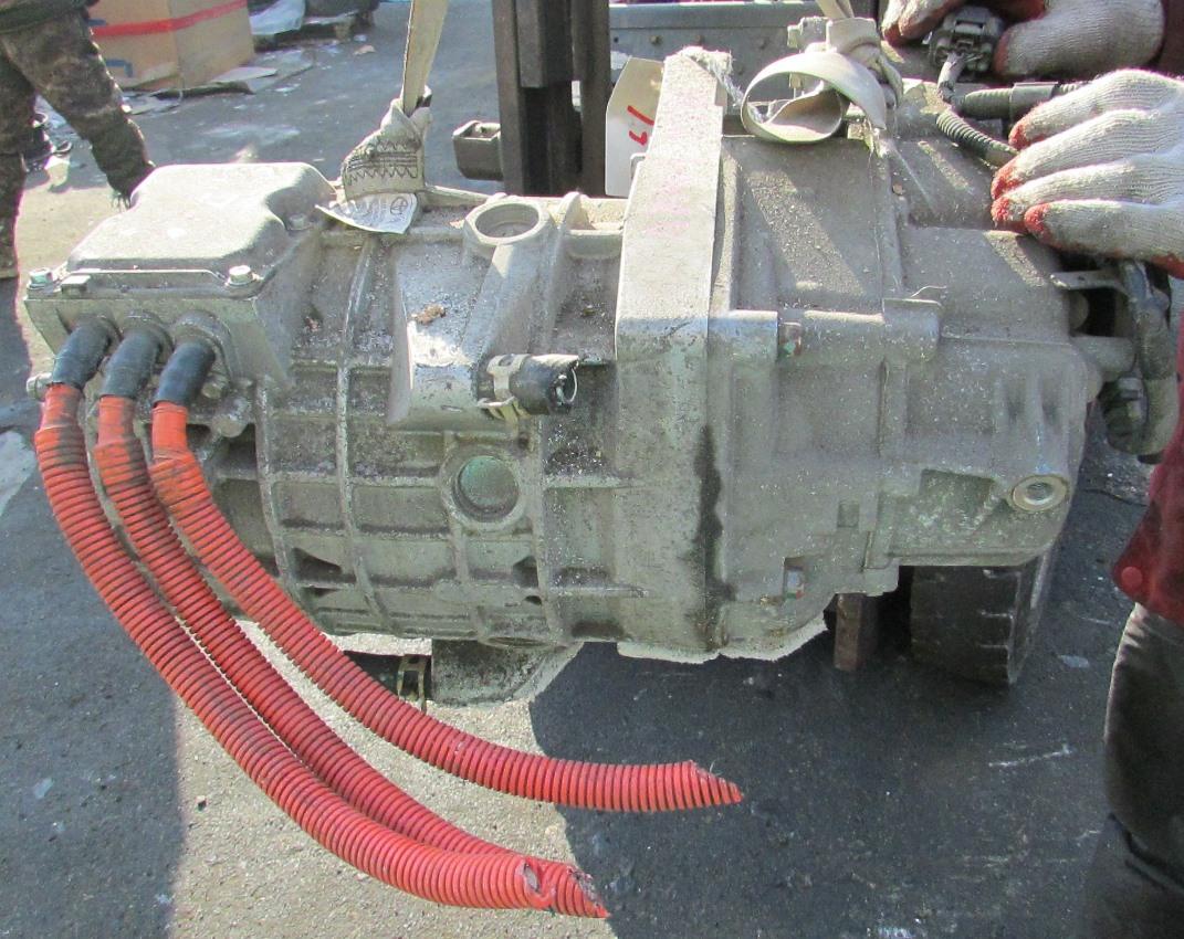 Двигатель MITSUBISHI I-MIEV HA3W Y4F1 F1E1A-1-A1ZA 1 ракурс Двигатель MITSUBISHI I-MIEV HA3W Y4F1 F1E1A-1-A1ZA 1 ракурс