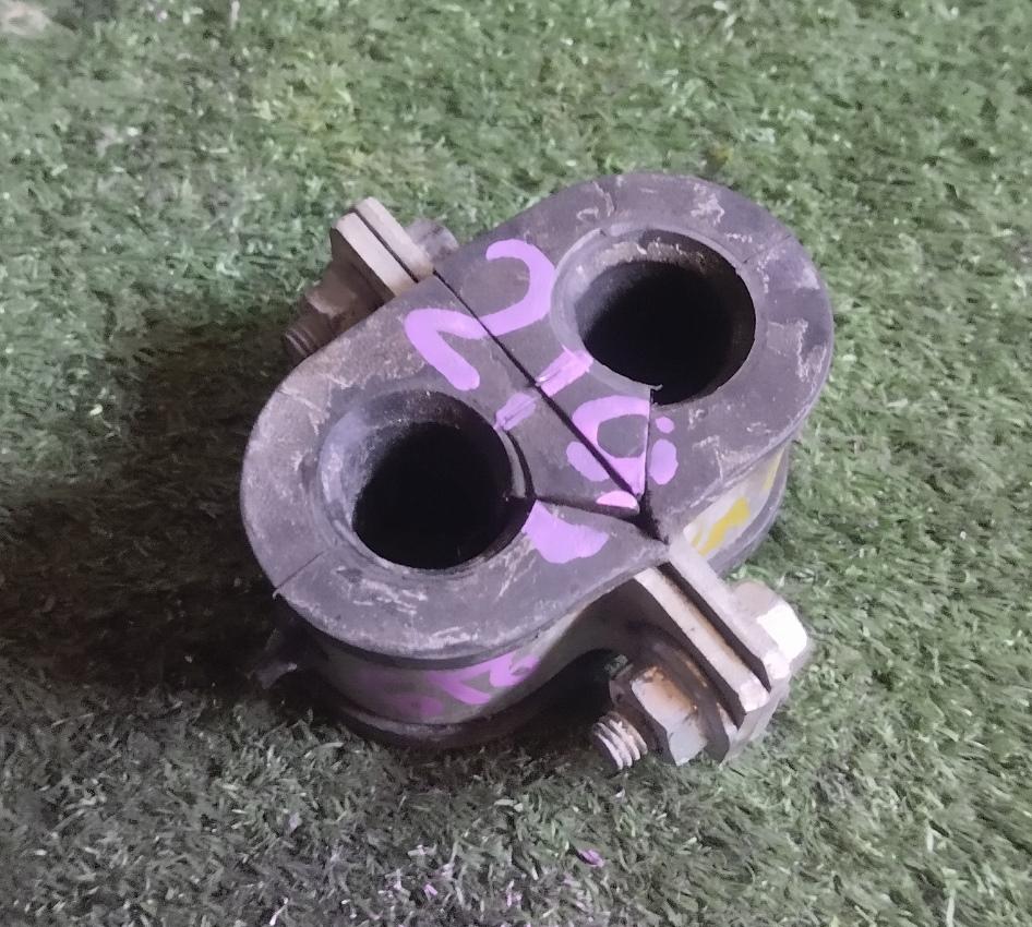 Крепление стабилизатора переднее MITSUBISHI I-MIEV HA3W 1 ракурс Крепление стабилизатора переднее MITSUBISHI I-MIEV HA3W 1 ракурс