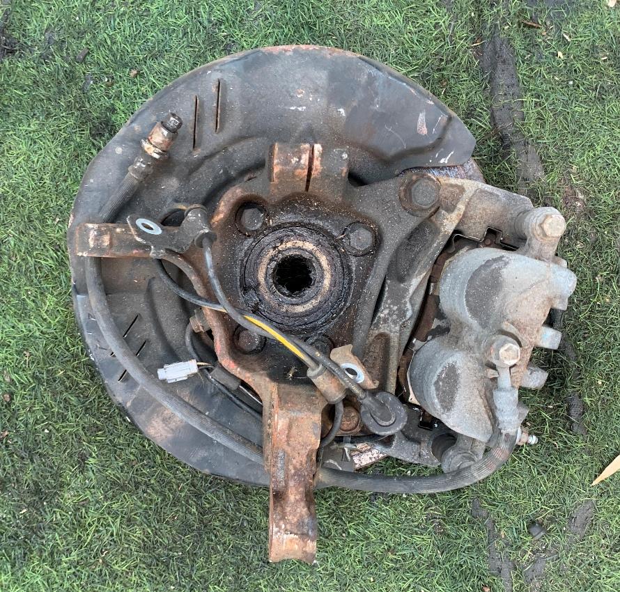 Ступица левая передняя SUBARU LEGACY BP9 EJ253 28313AG030 4 ракурс