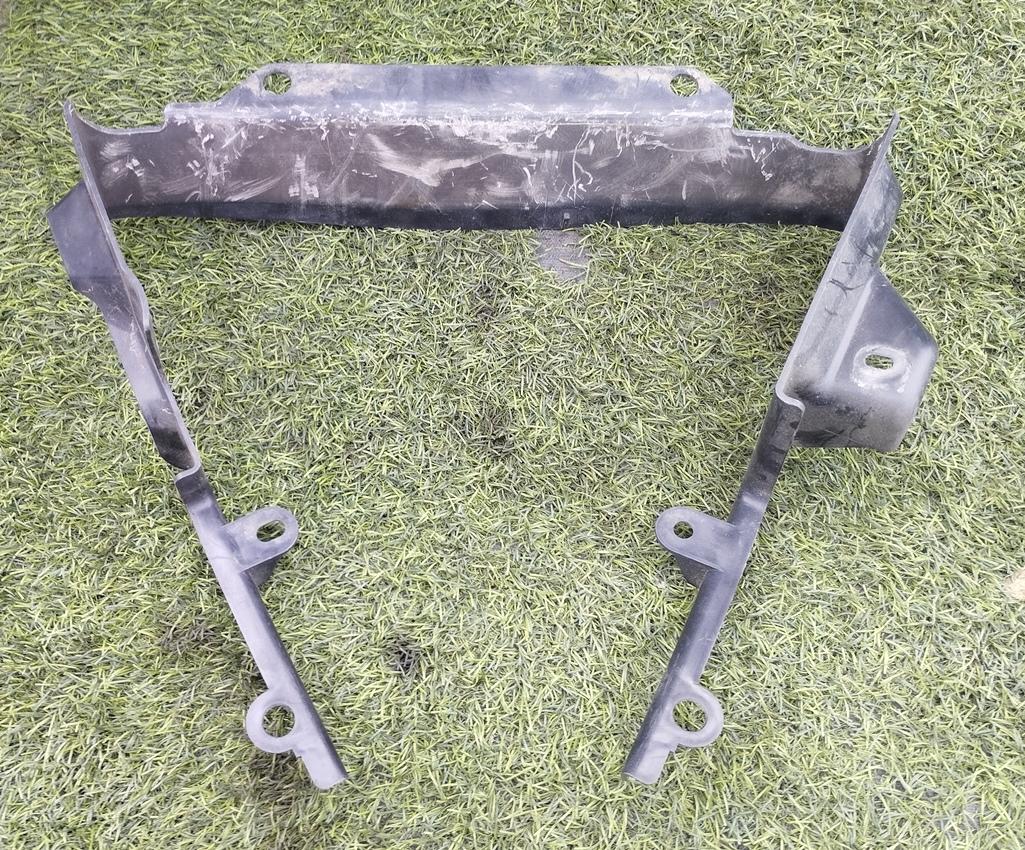 Защита радиатора передняя MITSUBISHI I-MIEV HA3W 2 ракурс