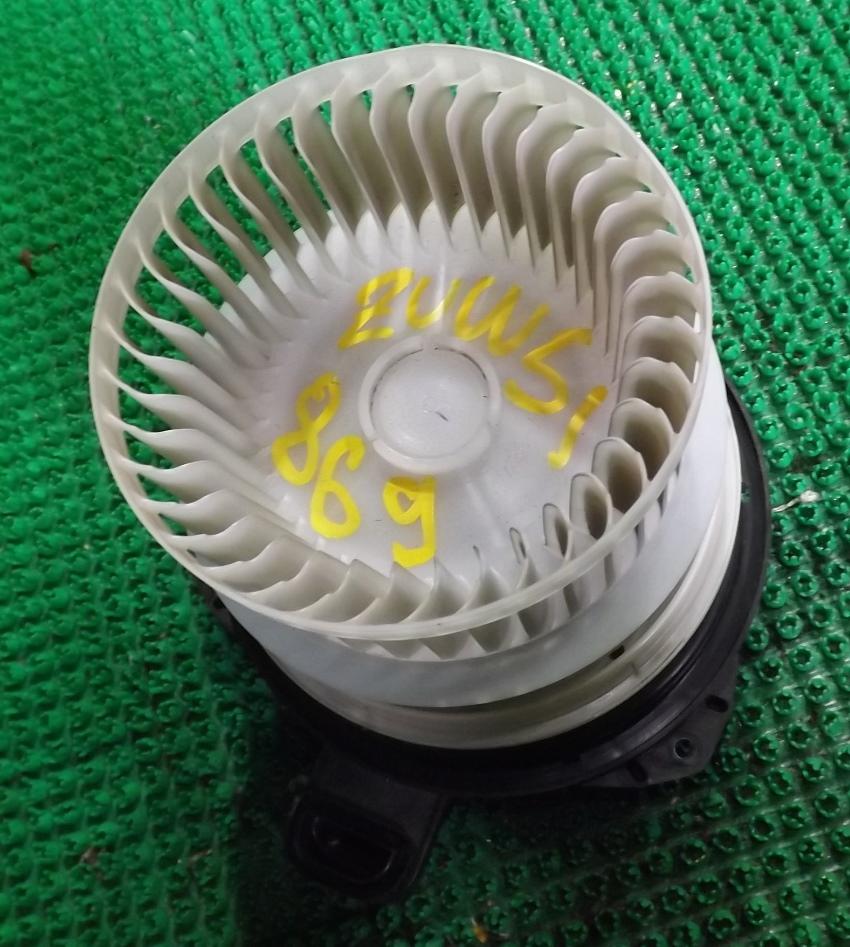 Мотор печки TOYOTA PRIUS ZVW51 87103-58070 2 ракурс