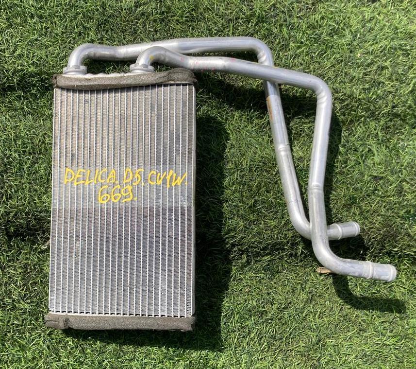 Радиатор печки  MITSUBISHI DELICA D5 CV1W ,7801A931 1 ракурс