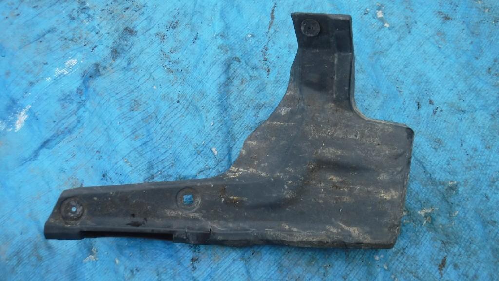 Подкрылок правый задний  TOYOTA PRIUS ZVW30 2ZR-FXE ,2WD ,- 1 ракурс