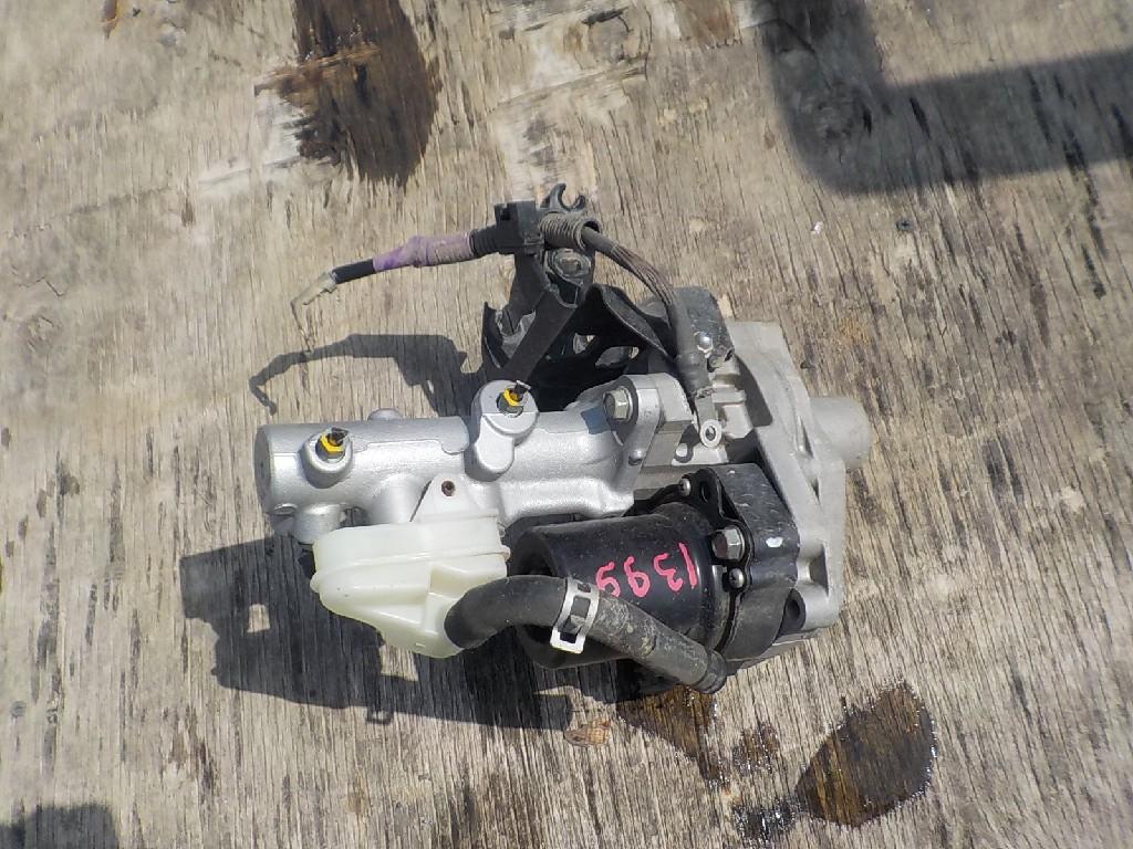 Главный тормозной цилиндр  HONDA SHUTTLE GP7 LEB ,- ,- 1 ракурс