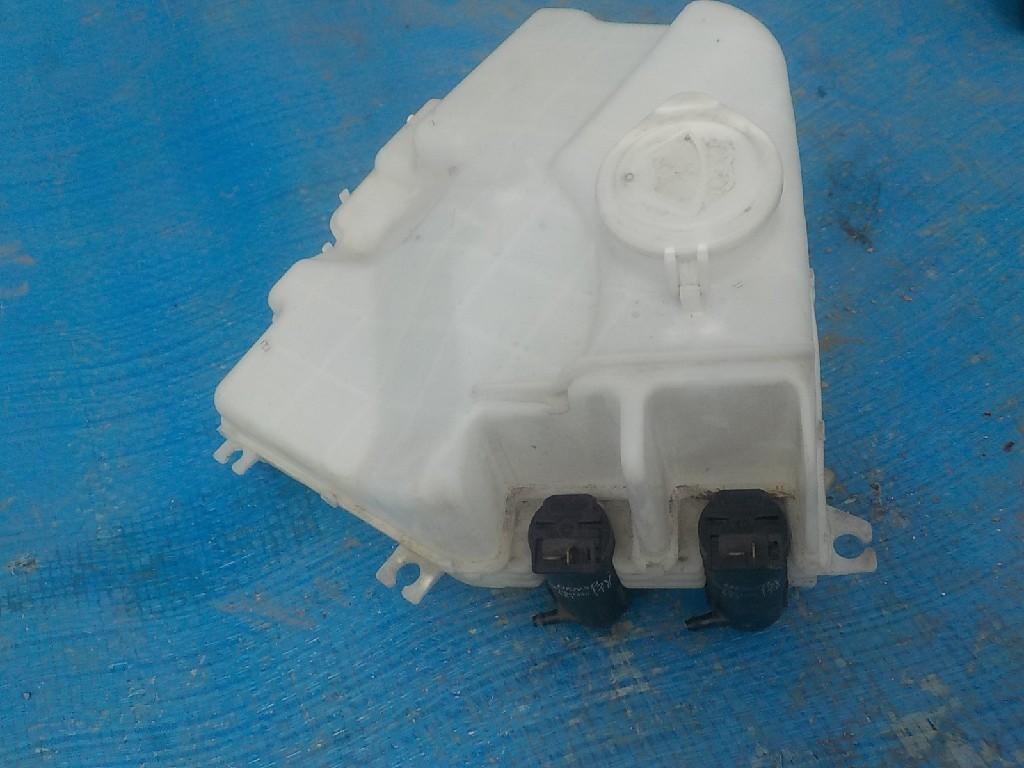 Бачок омывателя MITSUBISHI PAJERO IO H76W 4G93-T MR549039 2 ракурс