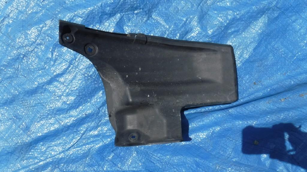 Подкрылок левый задний  TOYOTA PRIUS ZVW30 2ZR-FXE ,2WD ,- 1 ракурс