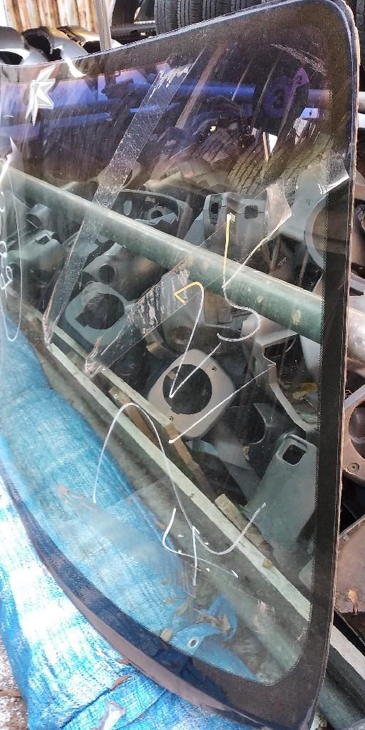Лобовое стекло переднее ACURA MDX YD1 J35A - 3 ракурс