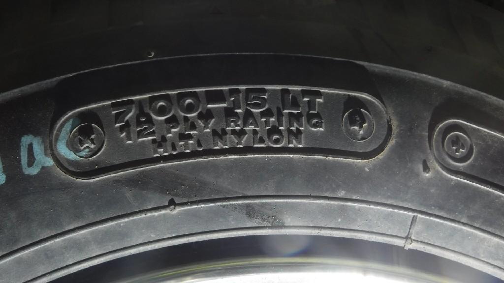 Запаска NISSAN TERRANO WHYD21 VG30-E - 3 ракурс Запаска NISSAN TERRANO WHYD21 VG30-E - 3 ракурс