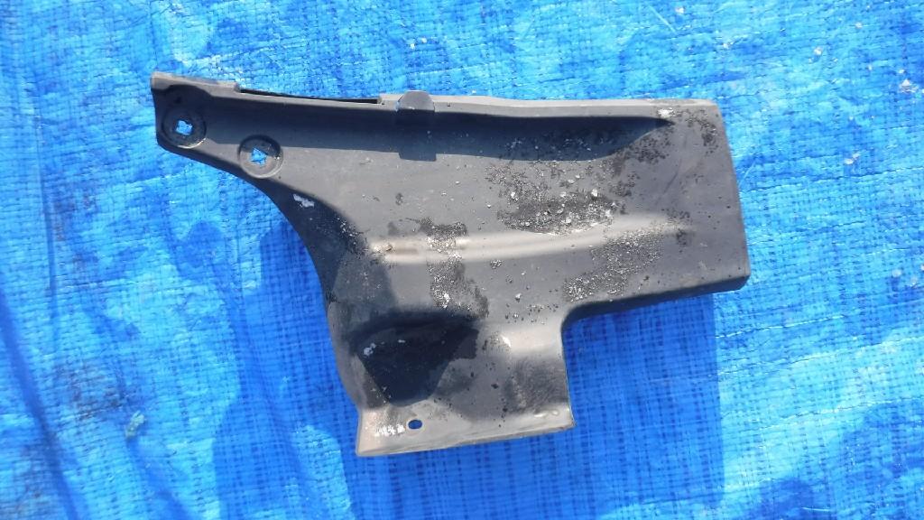 Подкрылок левый задний  TOYOTA PRIUS ZVW30 2ZR-FXE ,2WD ,- 1 ракурс