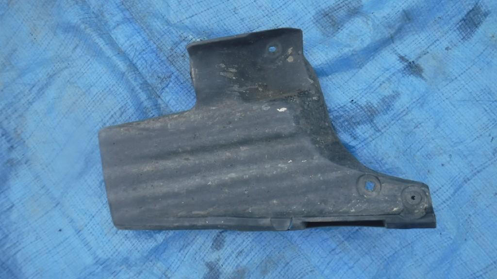 Подкрылок левый задний  TOYOTA PRIUS ZVW30 2ZR-FXE ,2WD ,- 1 ракурс