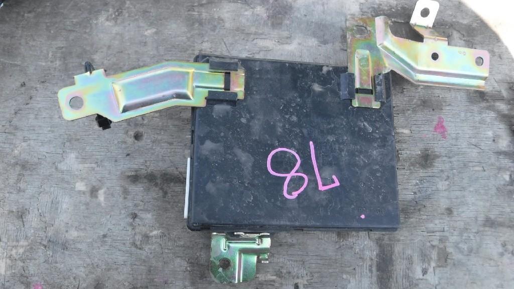 Электронный блок NISSAN ELGRAND NE51 VQ35-DE 284B0-WL112 2 ракурс