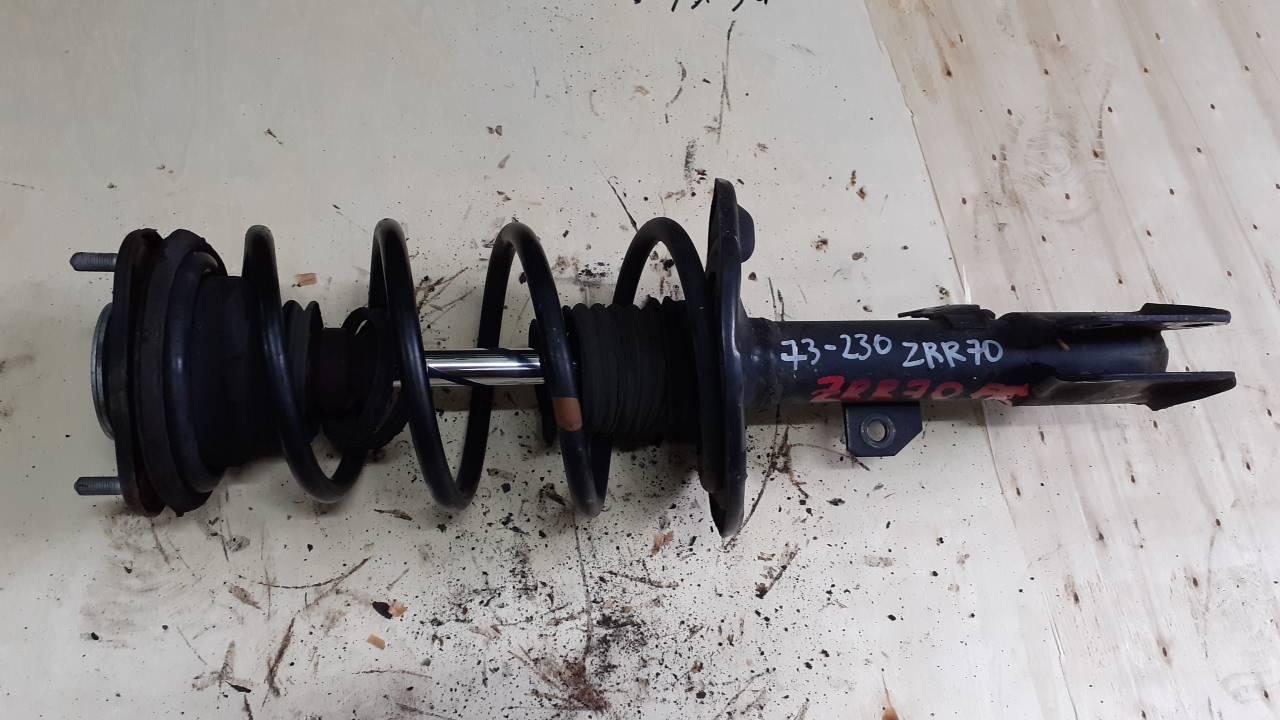 Стойка правая передняя  TOYOTA VOXY ZRR70 3ZRFAE 1 ракурс
