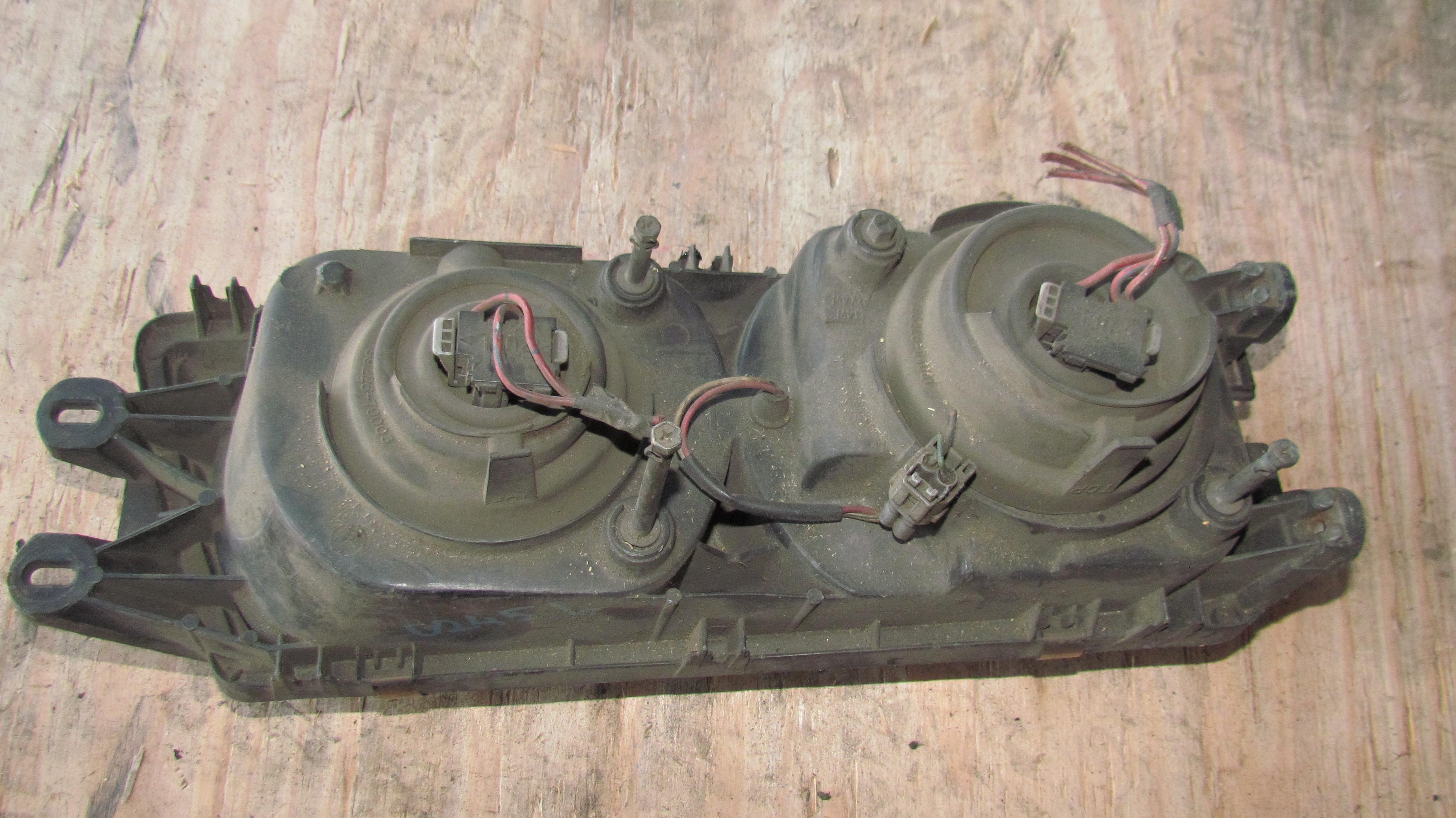 Фара левая передняя MITSUBISHI GALANT E34A * 2 ракурс