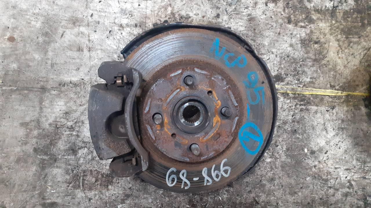 Ступица левая передняя TOYOTA VITZ NCP95 2 ракурс