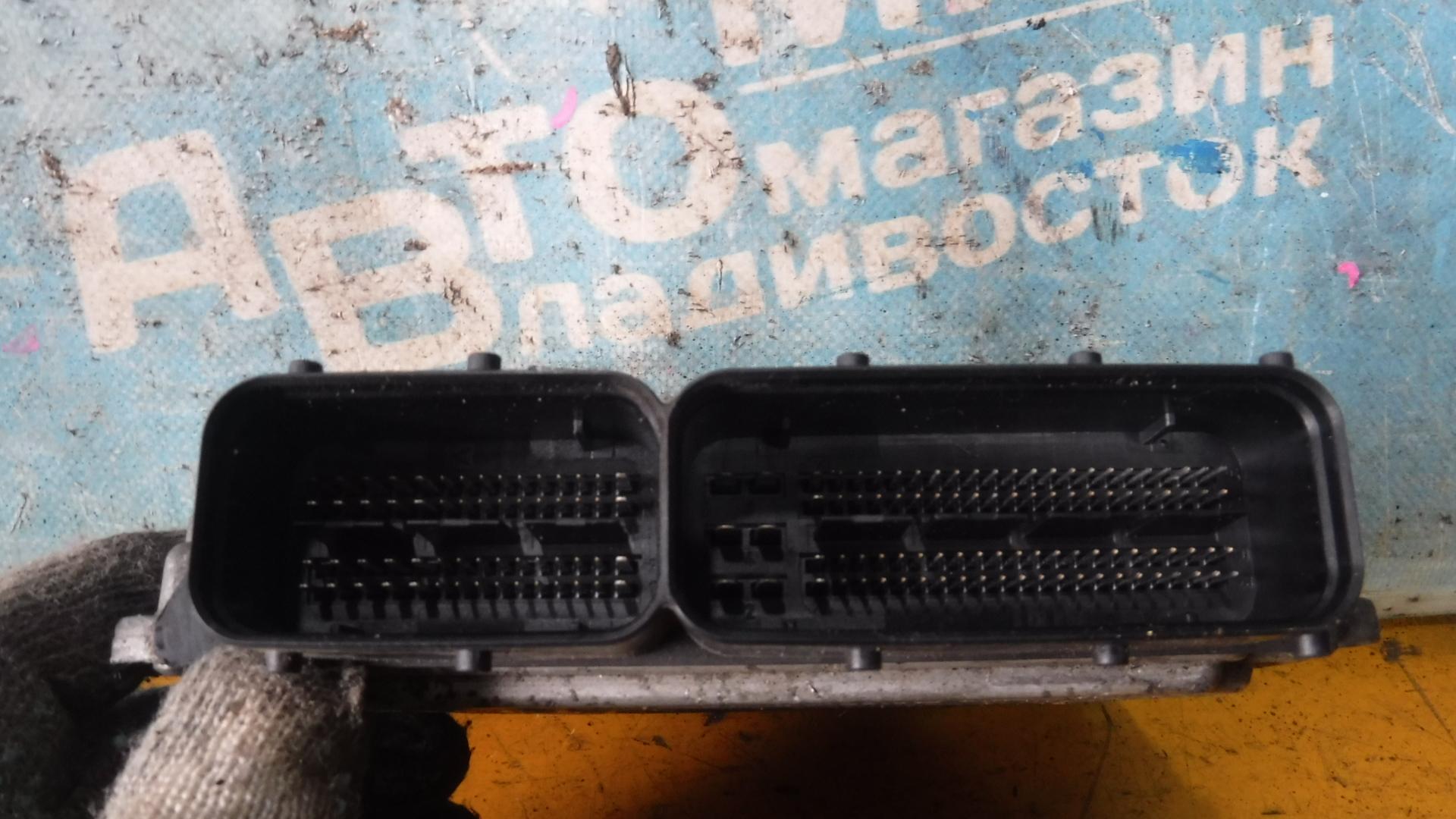 Блок efi AUDI A3 8PA AXW 06F906056CS 2 ракурс