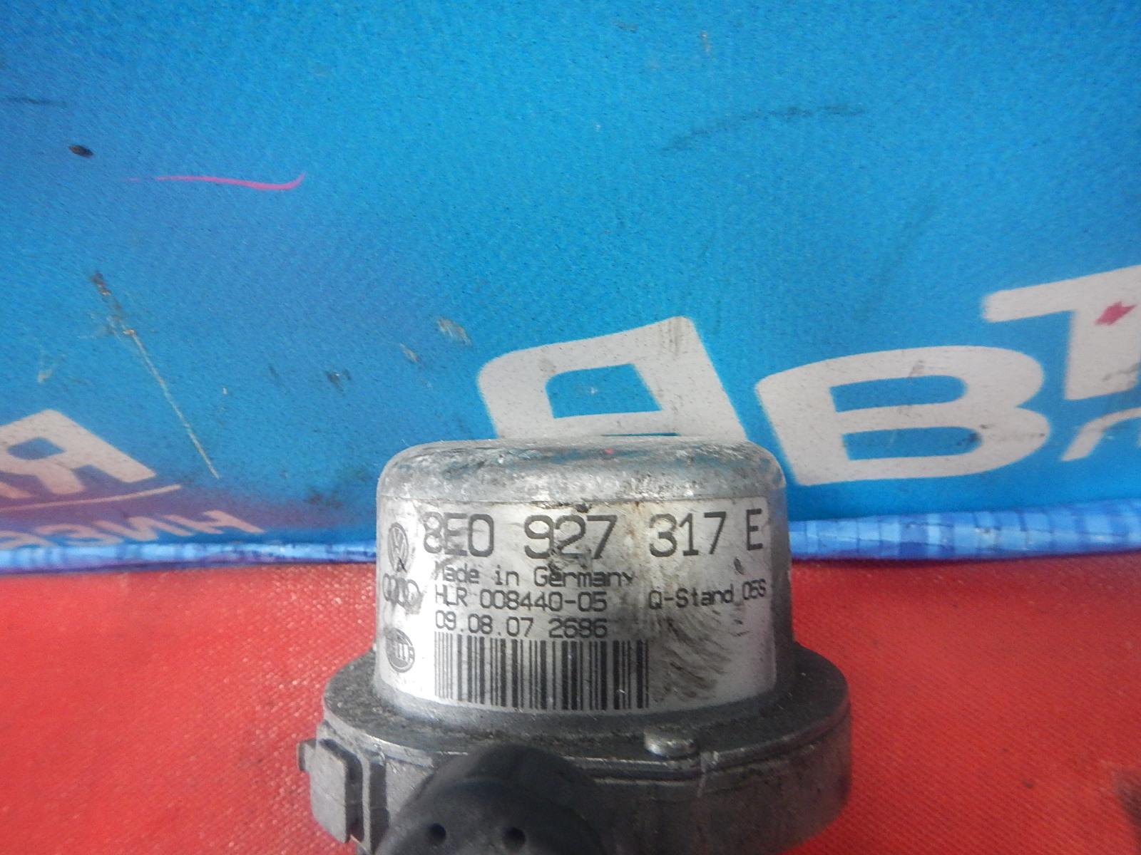 Вакуумный насос тормозной системы AUDI A4 8E <> 8E0927371E 3 ракурс
