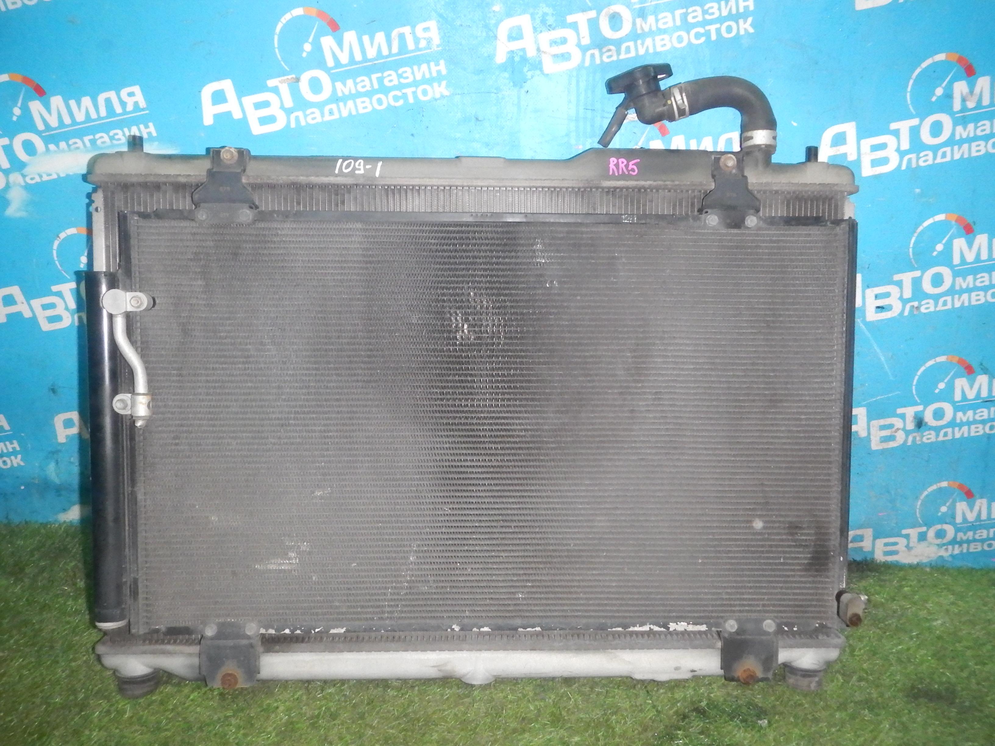 Радиатор основной  HONDA ELYSION RR5 J35A 1 ракурс