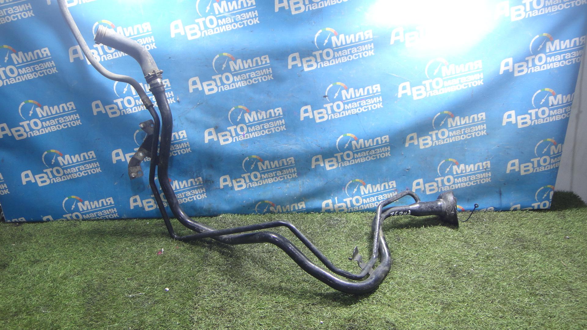 Горловина топливного бака NISSAN ELGRAND PNE52 <> 2 ракурс