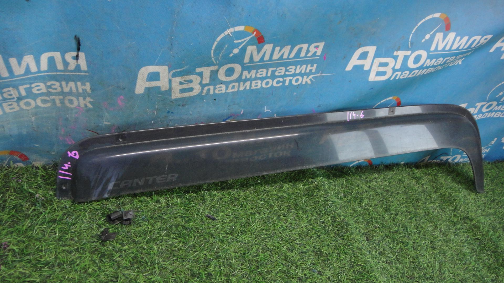 Ветровик правый передний MITSUBISHI CANTER FG70, FG72 2 ракурс