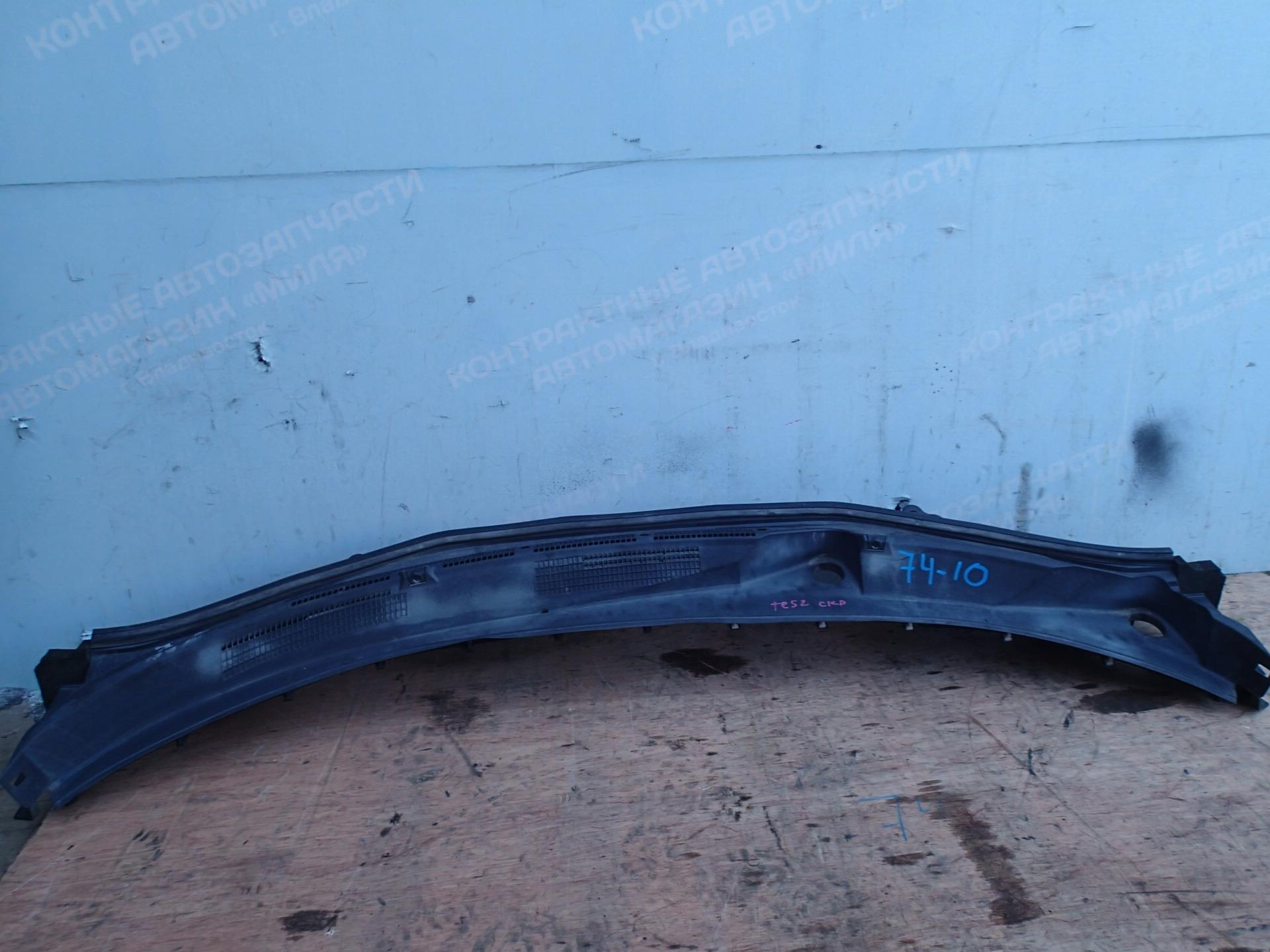 Жабо NISSAN ELGRAND TE52, PE52, PNE52, TNE52 1 ракурс