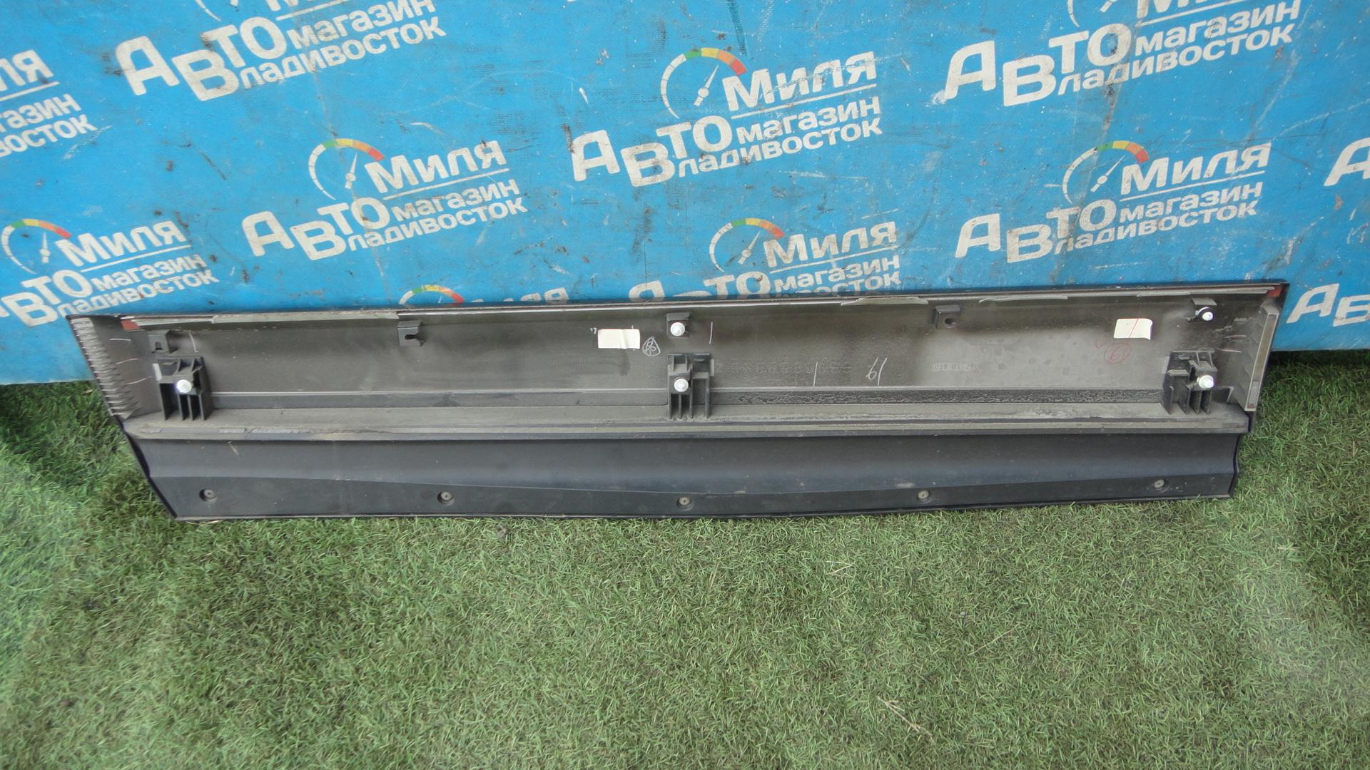 Накладка на дверь правая передняя NISSAN ELGRAND PNE52 <> COLOR QAE 4 ракурс