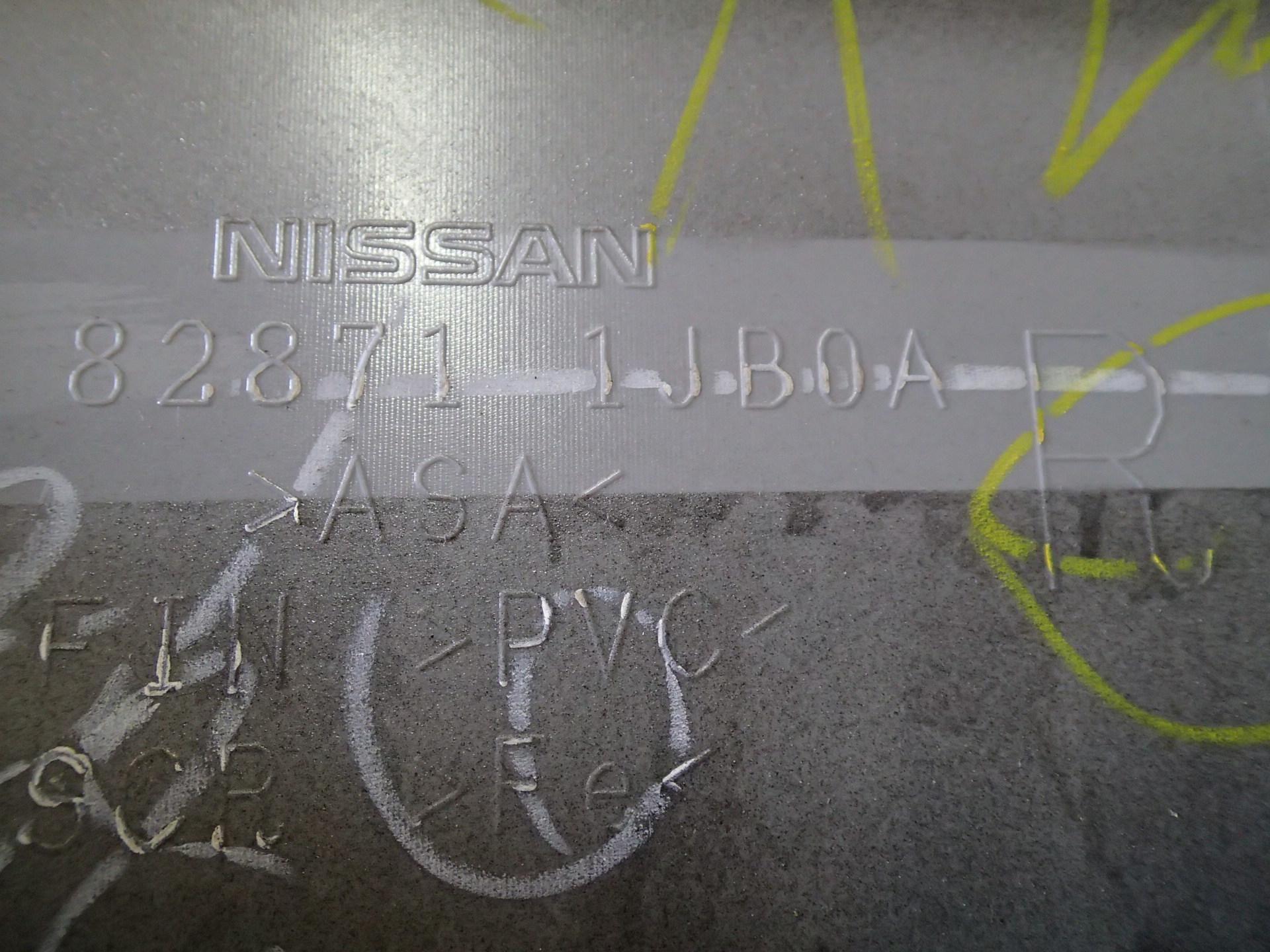 Накладка на дверь левая задняя NISSAN ELGRAND TE52, PE52, PNE52, TNE52 82871-1JB0A 4 ракурс