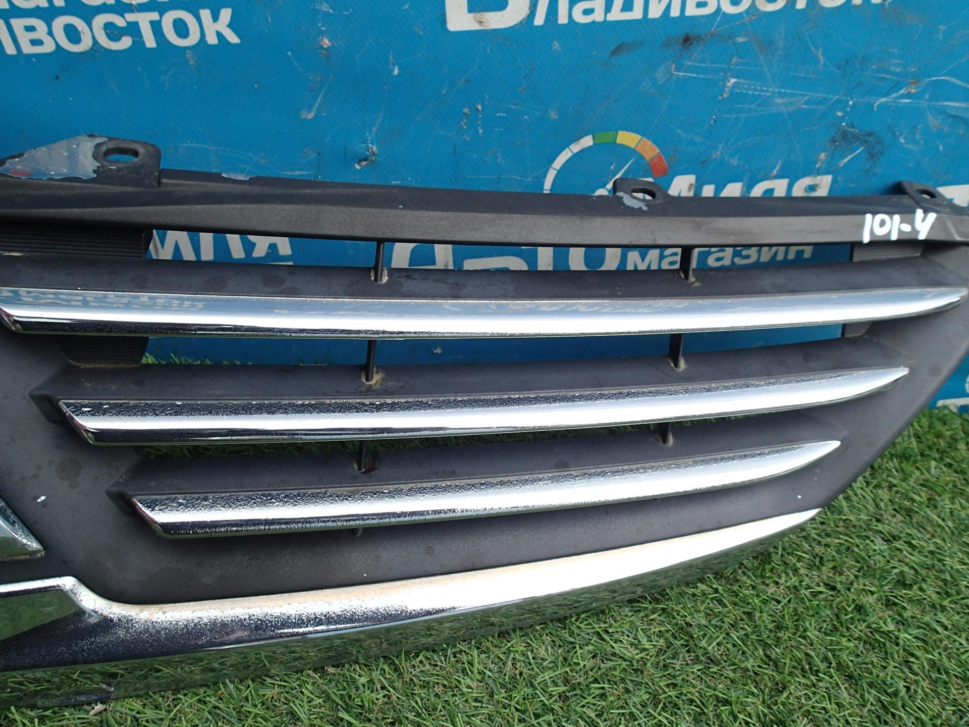 Решетка радиатора MITSUBISHI GRANDIS NA4W <> 3 ракурс