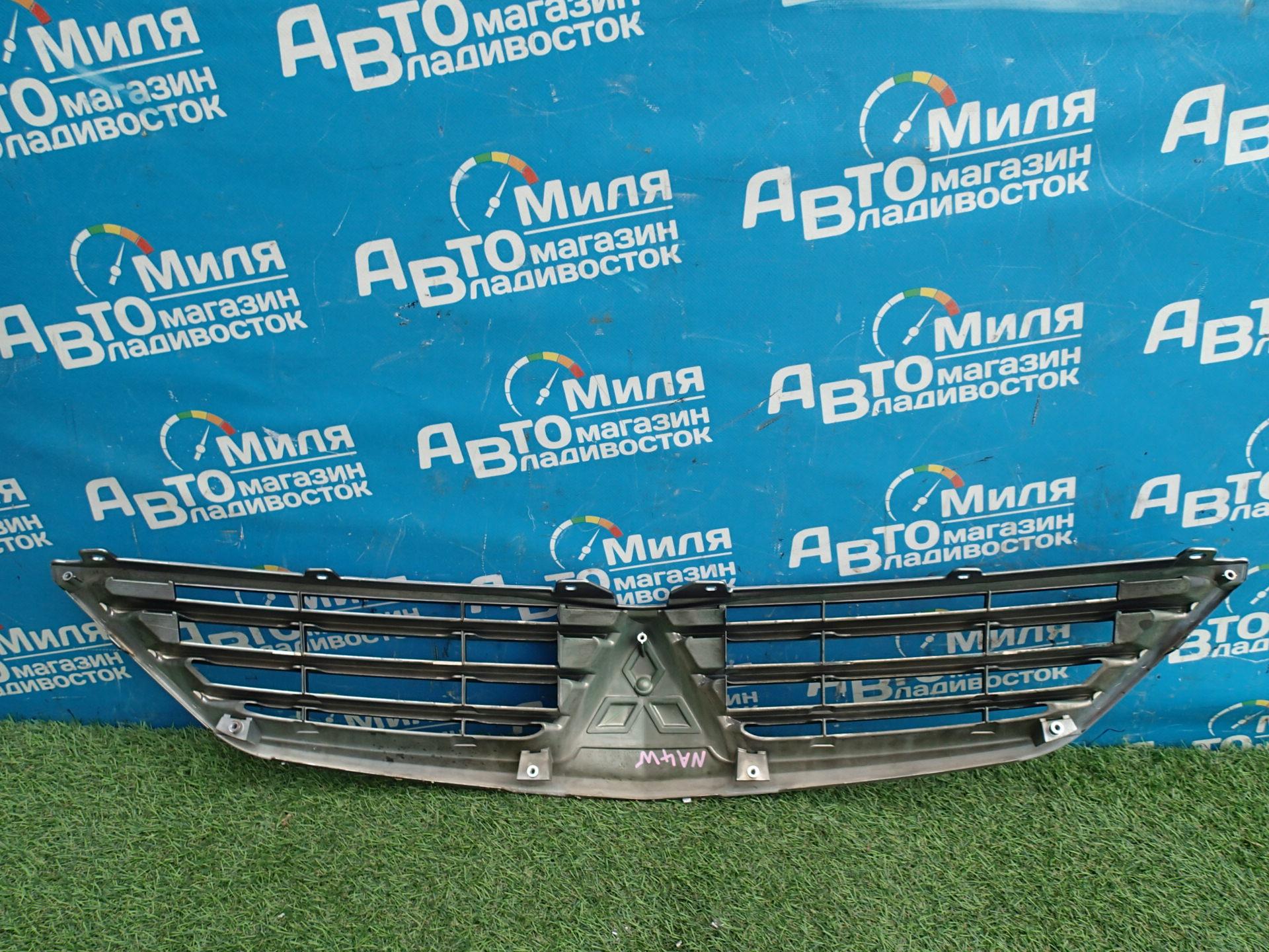 Решетка радиатора MITSUBISHI GRANDIS NA4W <> 4 ракурс