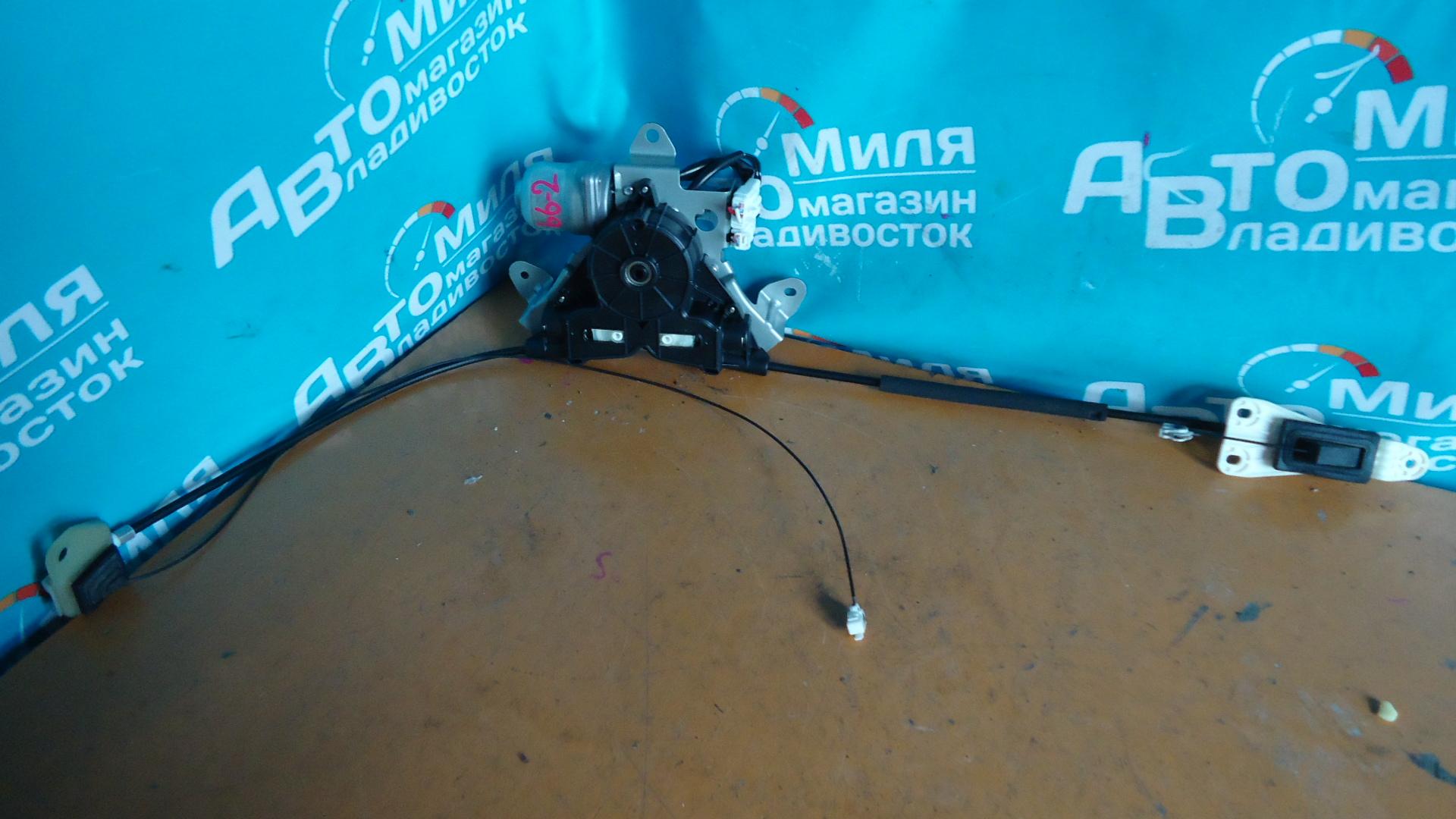 Электропривод двери левый задний NISSAN ELGRAND TE52, PE52, PNE52, TNE52 2 ракурс