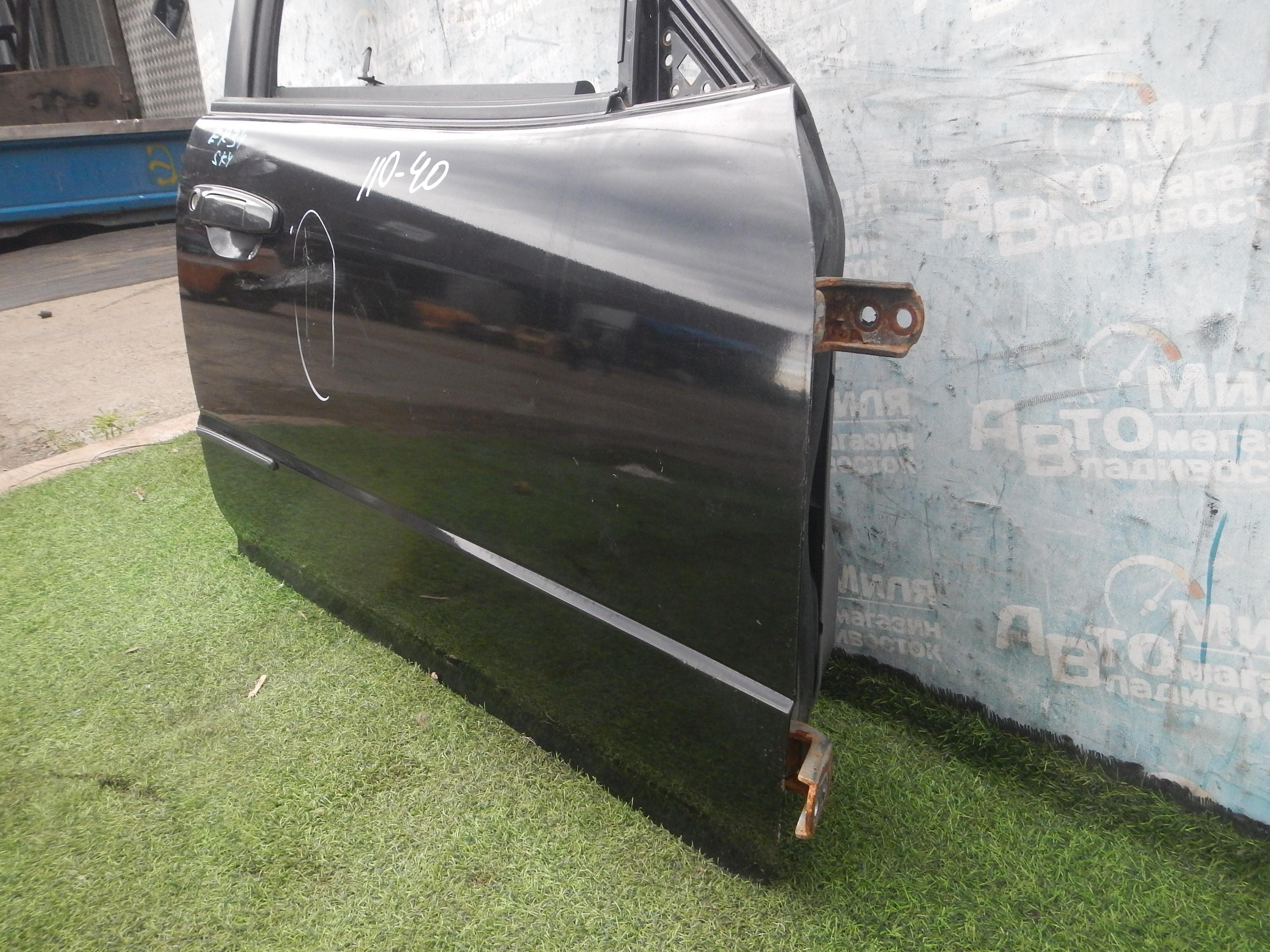 Дверь правая передняя NISSAN SKYLINE ER34 <> 4 ракурс Дверь правая передняя NISSAN SKYLINE ER34 <> 4 ракурс