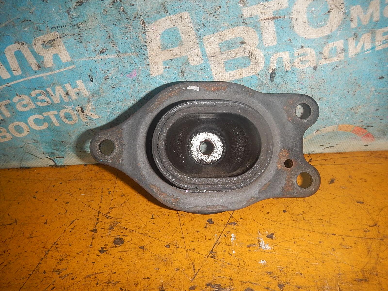 Подушка двигателя левая передняя NISSAN ELGRAND TE52 QR25DE 3 ракурс