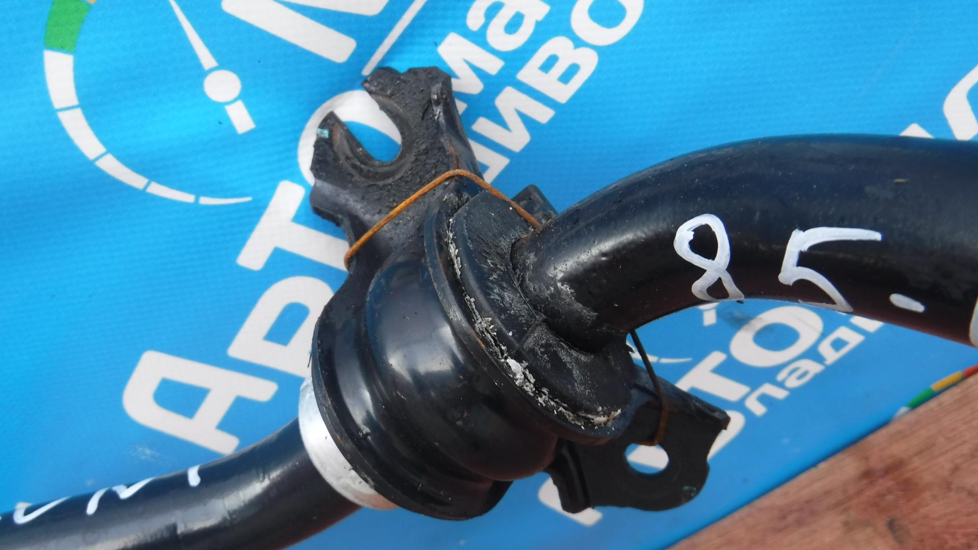 Стабилизатор передний NISSAN ELGRAND PE52 VQ35DE 4 ракурс